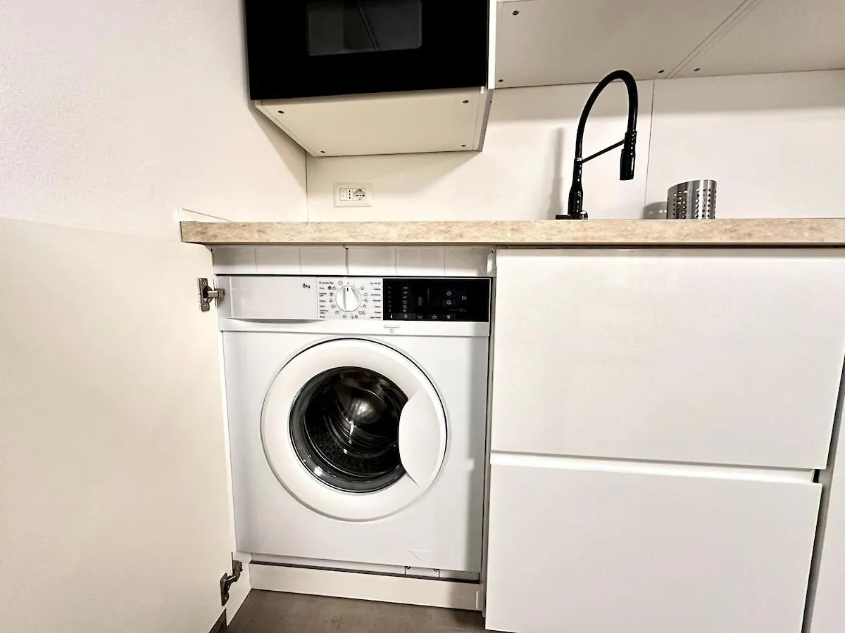 Apartamento Vle Dante Riccione-Lusso In Centro-Doppio Living Room-2 Camere Matrimoniali Kingsize-Doppia Cucina Professionale-3 Bagni Completi-2 Parcheggi Gratuiti In Garage-250Mt Dal Mare