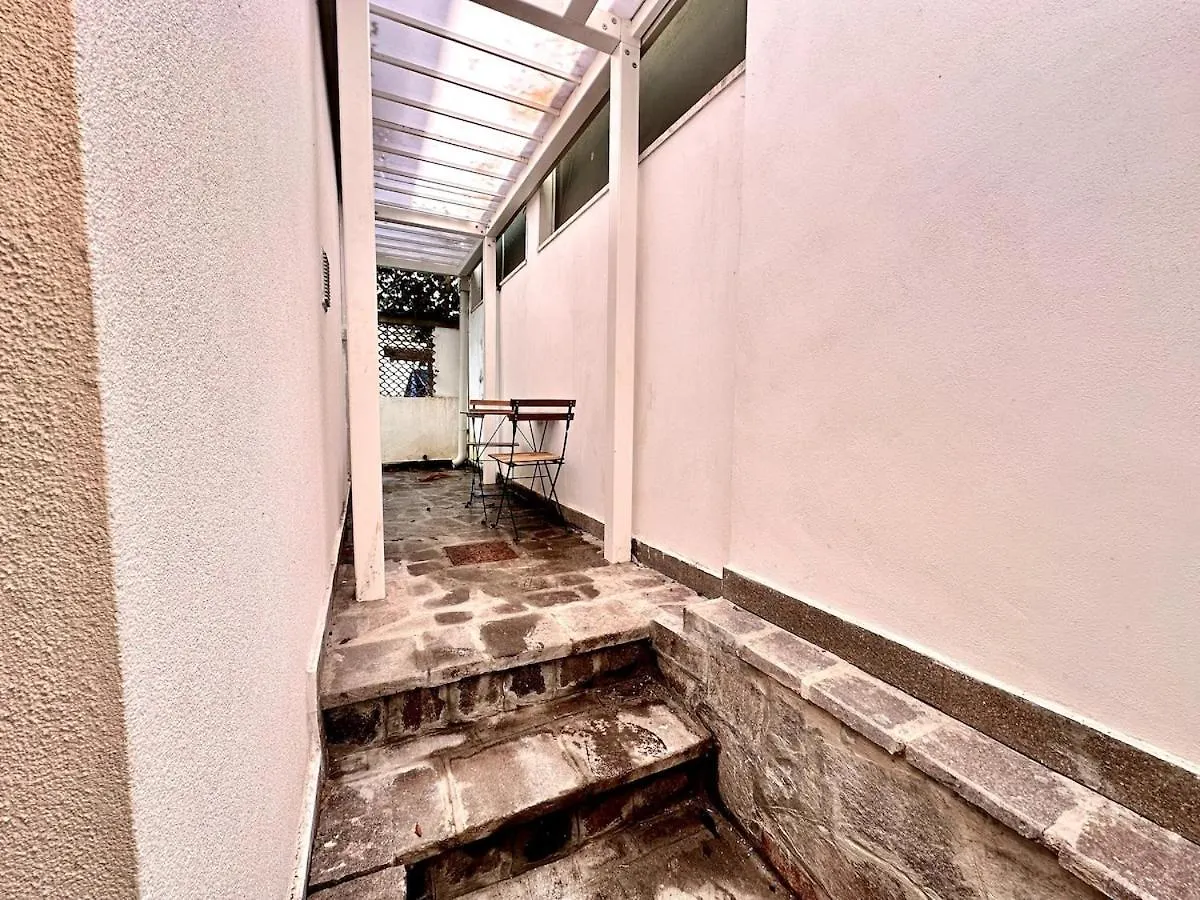 Apartment Vle Dante Riccione--Lux Apt--2 Living Room--2 Camere Matrimoniali Kingsize--2 Cucine Professionali--3 Bagni Completi--2 Parcheggi Gratuiti--250Mt Dal Mare