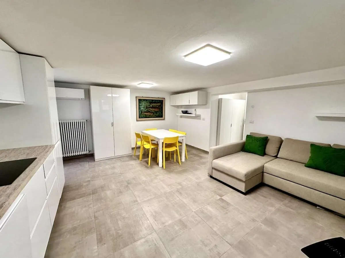 Vle Dante Riccione--Lux Apt--2 Living Room--2 Camere Matrimoniali Kingsize--2 Cucine Professionali--3 Bagni Completi--2 Parcheggi Gratuiti--250Mt Dal Mare Apartment Riccione